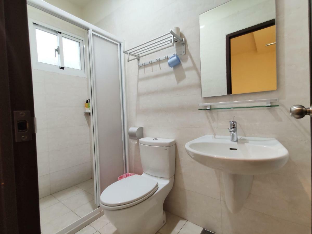 Feng Homestay Zhongpu Exterior photo