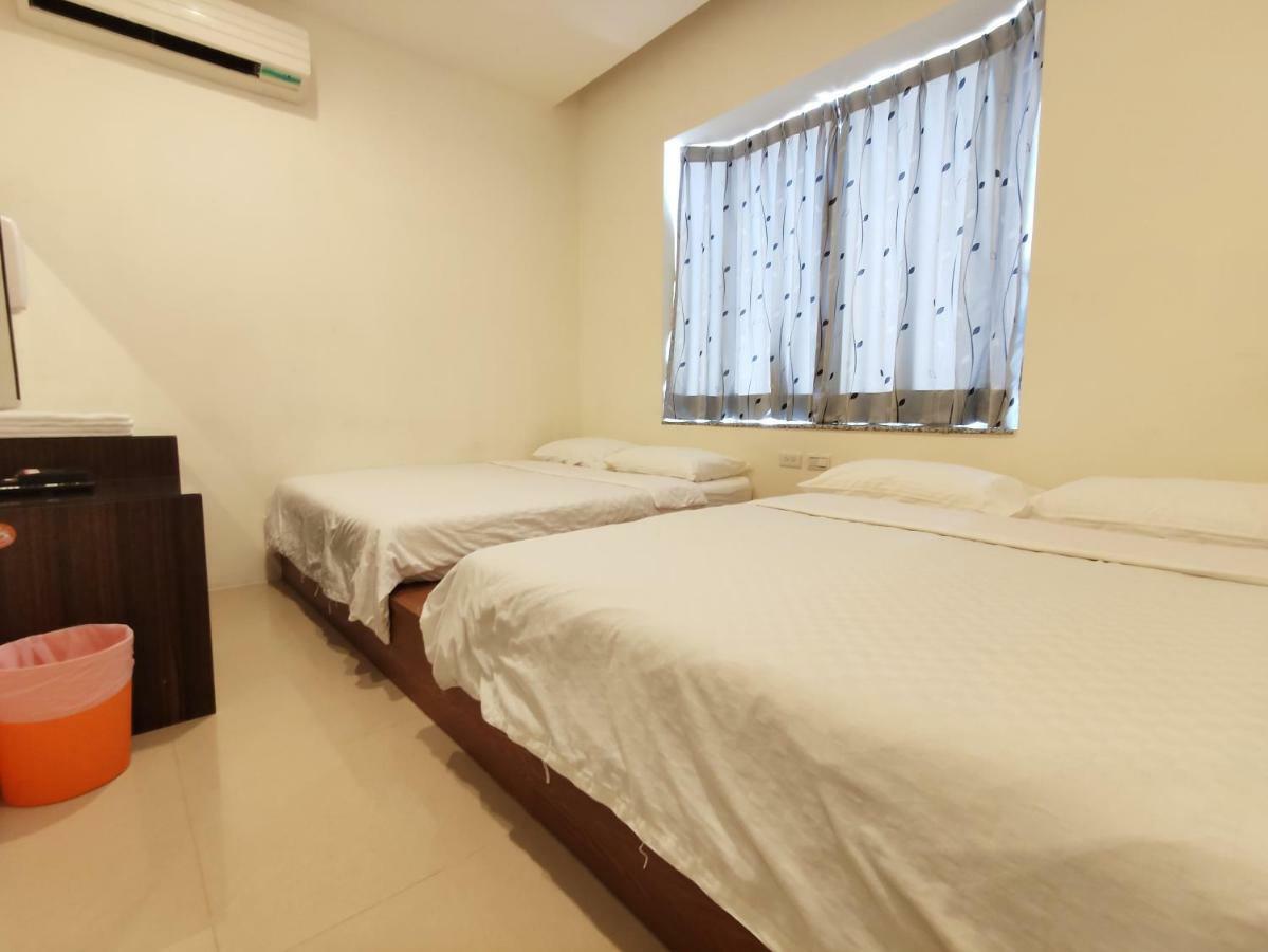 Feng Homestay Zhongpu Exterior photo