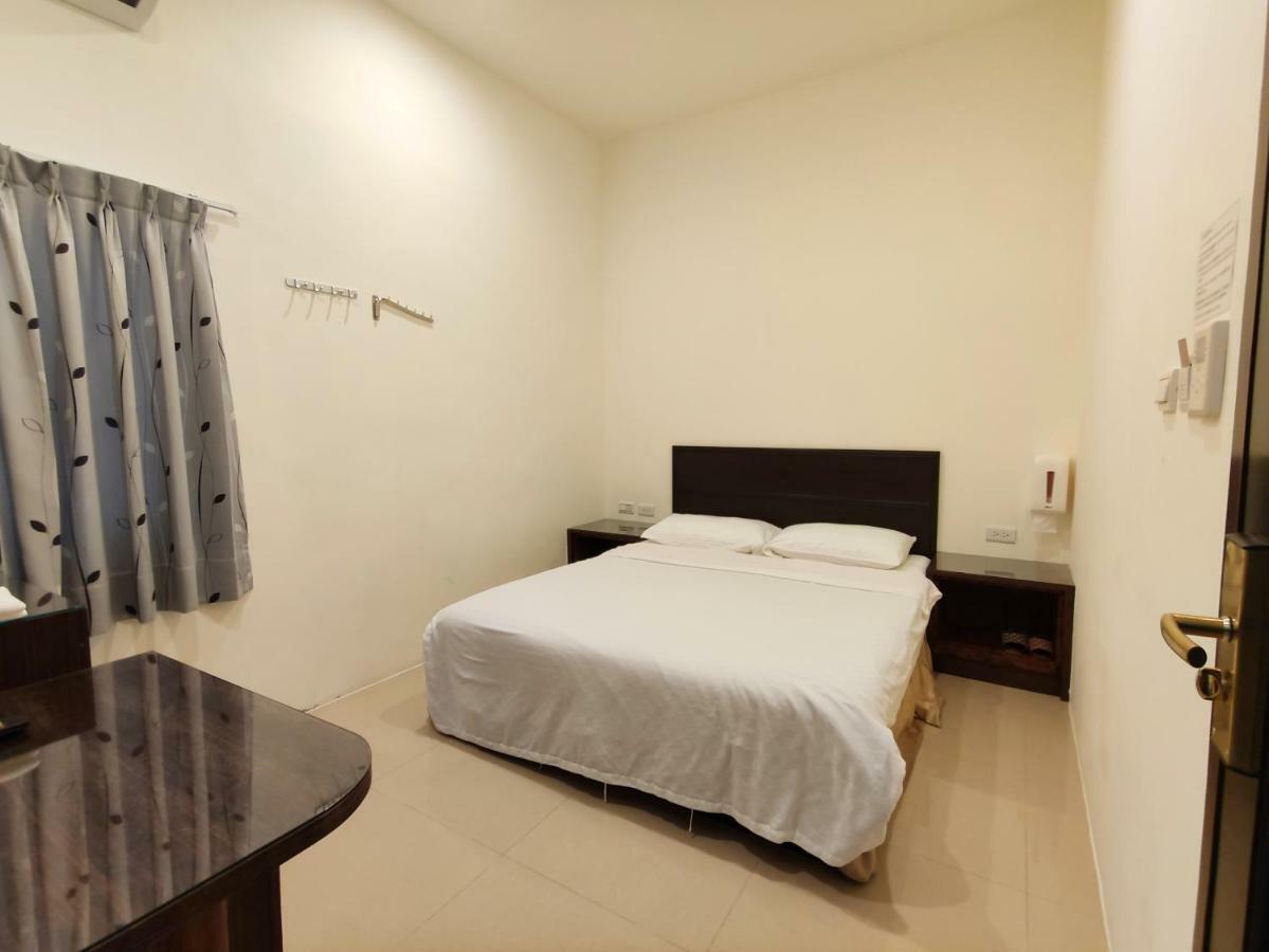 Feng Homestay Zhongpu Exterior photo